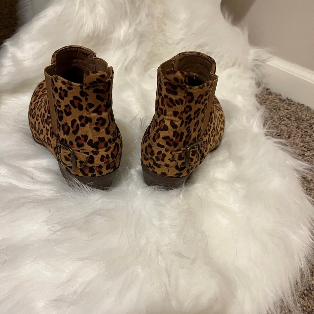 Refresh Leaopard Print Booties - Picture 4 of 4